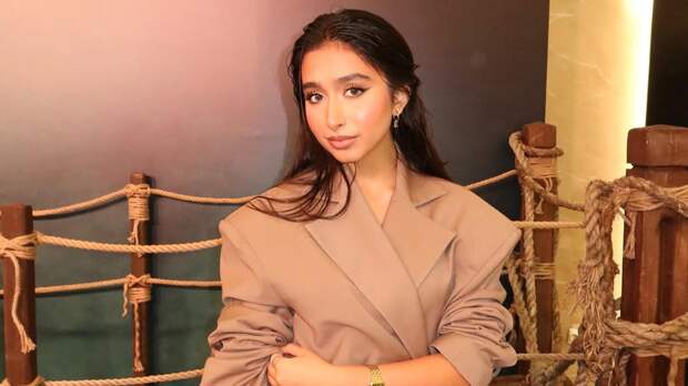 Победительница «Ну-ка все вместе» Элен Бадалян сообщила, что выходит замуж