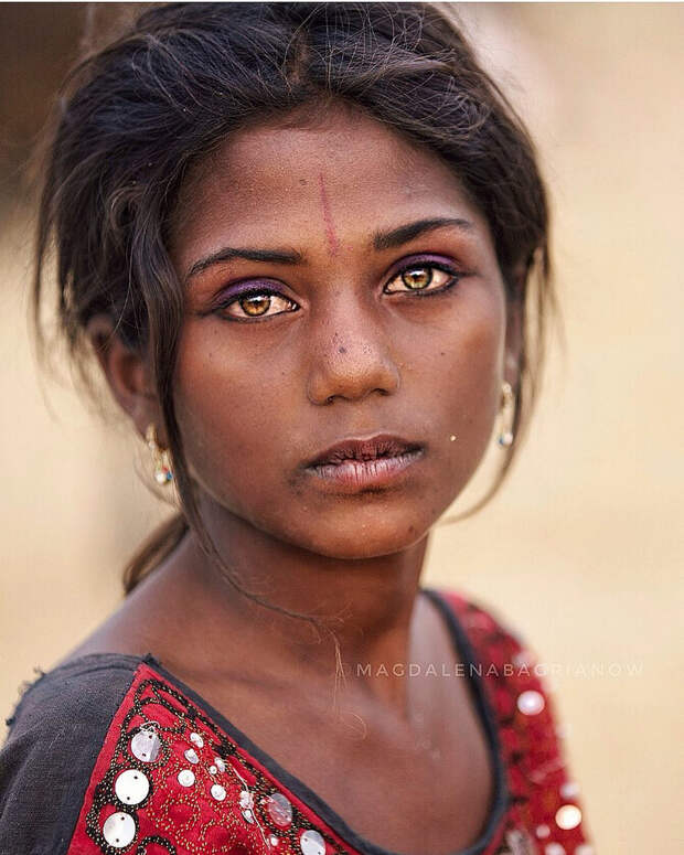 ulichnye-portrety-iz-Indii-fotograf-Magdalena-Bagryanov 7