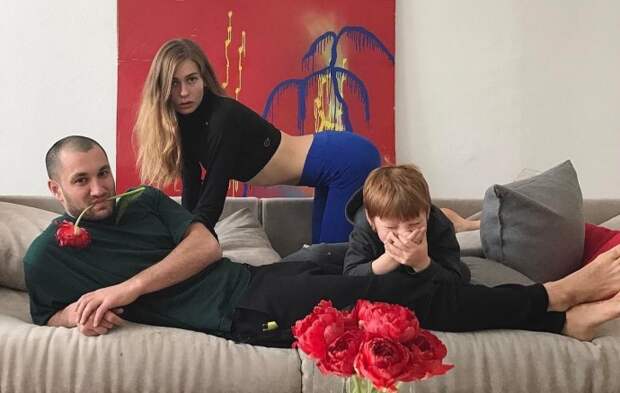 Юрий Бардаш с Елизаветой и сыном Юрий Бардаш с Елизаветой и сыном