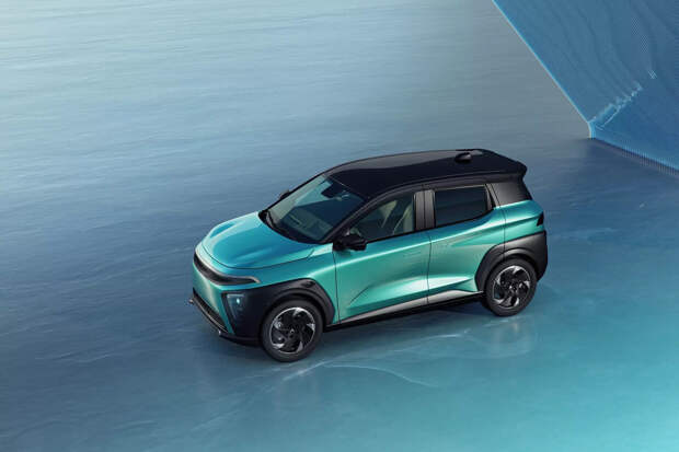 Владельцы такси раскритиковали "Атом" за багажник и четыре места