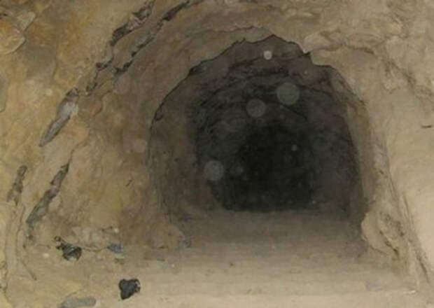 Под Запорожьем женщина ночами рыла подземный туннель, чтобы освободить сына из тюрьмы