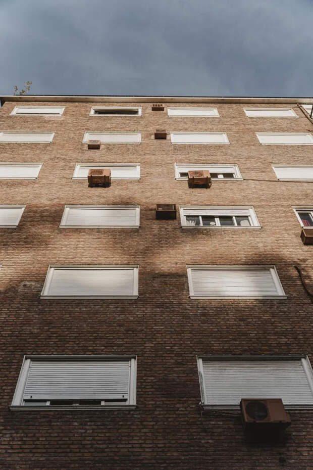 Придётся "раскошелиться": жителей многоквартирных домов оштрафуют за мусор у входных дверей. Подробности