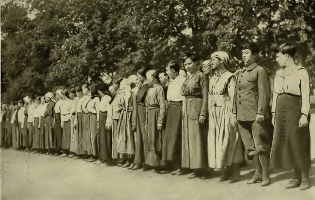 sovietrailroadwomenbattalionsofdeath-19 sovietrailroadwomenbattalionsofdeath-19