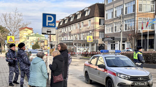 Погибшего при стрельбе в техникуме Анапы охранника похоронят 14 февраля