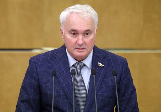 Картаполов: Россия будет обязана ударить по стране, которая передаст Украине ЯО