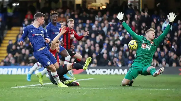 «Челси» проиграл «Борнмуту» в матче АПЛ