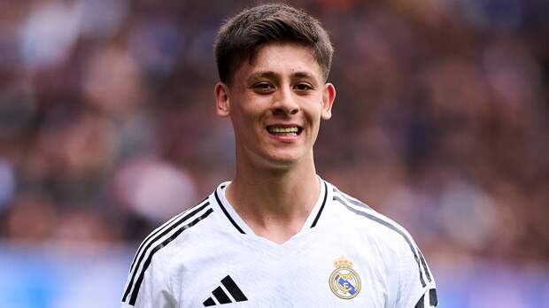 Оздоев не согласен с Бубновым, что Батраков не слабее Гюлера: «Арда очень сильно впечатлил меня в Турции»