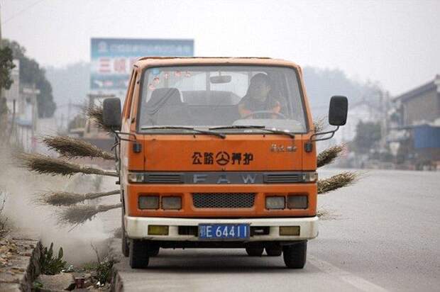 Фантастический автомобиль очистки дорог в China1