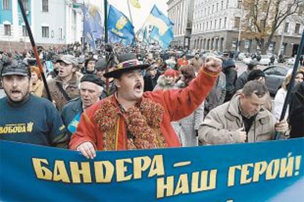 Две трети погибших на евромайдане - выходцы с запада Украины. Но стоило ли умирать за бандеровские идеи?