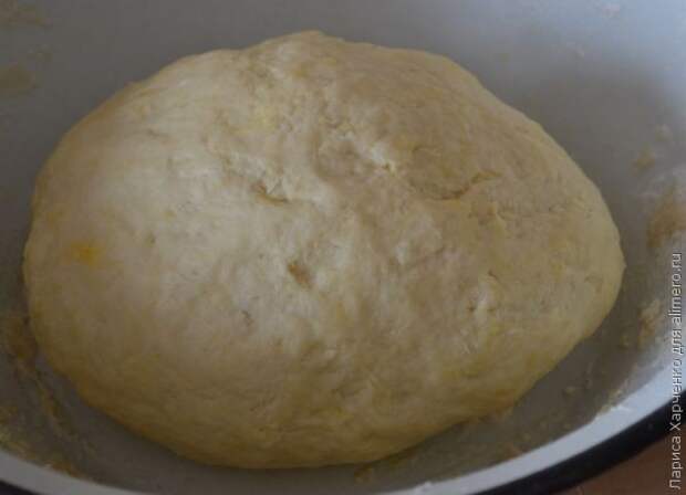 Чебуреки с зеленью и яйцом