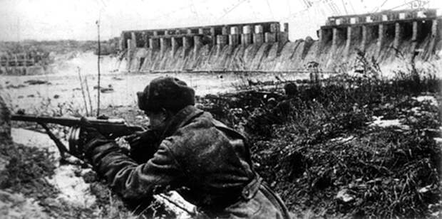 14 октября 1943 года войска Юго-западного фронта освободили город Запорожье