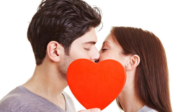 Что передается через поцелуй? Список заболеваний, передающихся через слюну