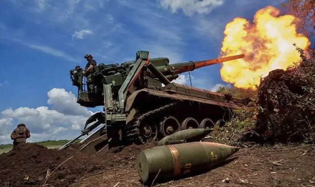 ВСУ используют американские боеприпасы при ведении огня советской самоходкой «Пион»