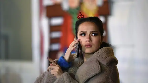 «Алина имеет право на срыв»: что известно о конфликте Загитовой с журналистом Имамовым на матче КХЛ