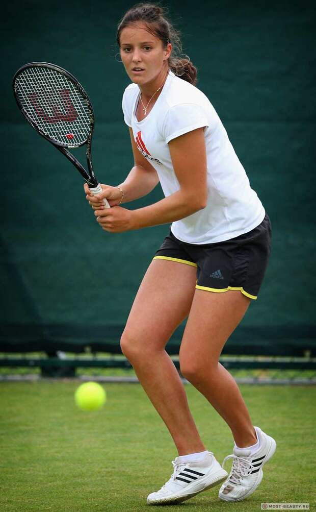 Laura Robson
