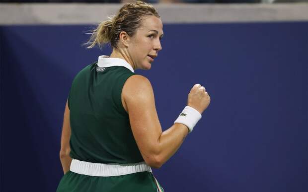 Павлюченкова обыграла Стосур и вышла в 3-й круг Australian Open