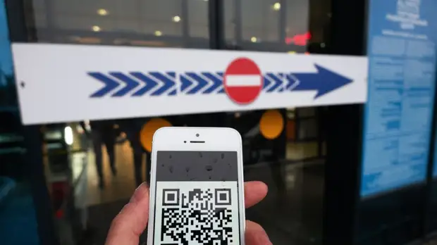 В Крыму досрочно возвращают требование о предъявлении QR-кодов