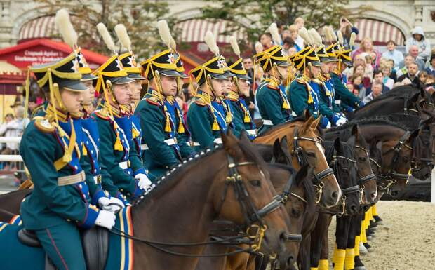 кавалеристы Президентского полка, фото Спасская башня