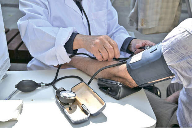 В Крыму 90 медиков приняли участие в программах "Земский доктор" и "Земский фельдшер"