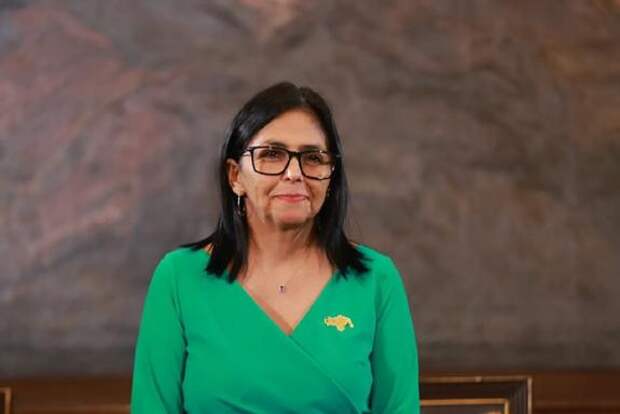 И.о. президента Родригес: Венесуэла и США изучают возможности открытия посольств