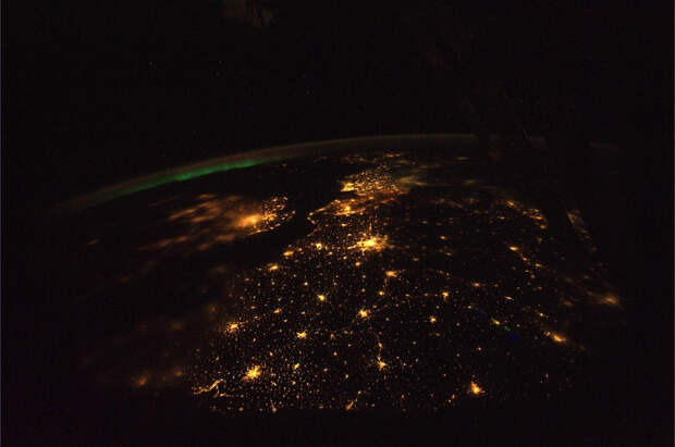 0551 Невероятные фото из космоса астронавта Дугласа Уилока
