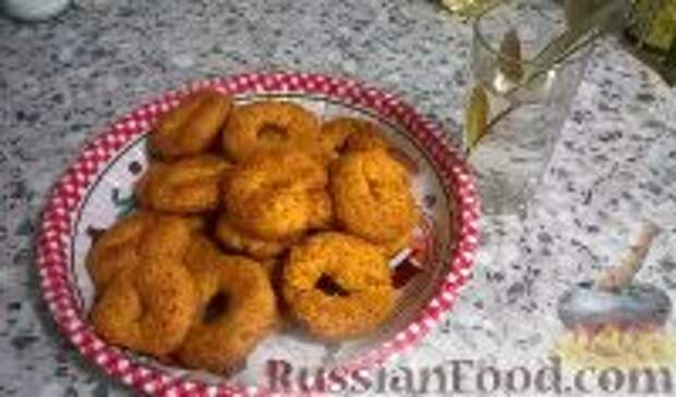Фото к рецепту: Кулуракья (греческие бублики с морковью)