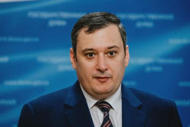 Губернатор Александр Хинштейн попал в ДТП, отделавшись легким испугом