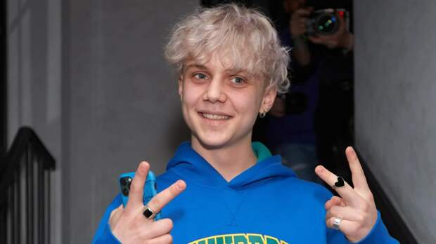 Юлия Пересильд призналась, что слушает дома песни Вани Дмитриенко: «У него крутой творческий взрыв»