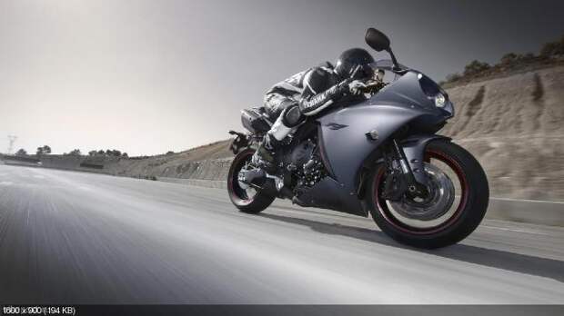 Фотографии спортбайка Yamaha YZF-R1 2012