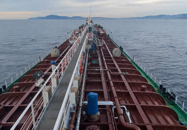 Bloomberg: Порт Новороссийска частично восстановил работу после атак БПЛА