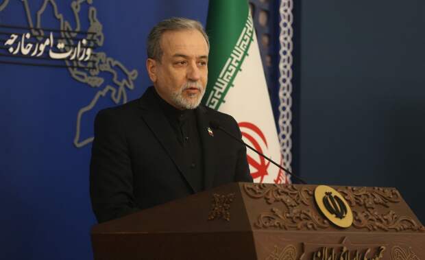 Аракчи: радиоактивные осадки грозят Персидскому заливу из-за атак на АЭС в Иране