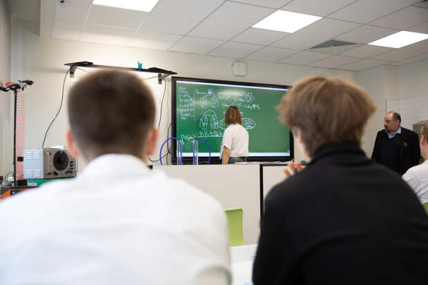 В Шегарском районе Томской области закрывают 10-е и 11-е классы в сельских школах