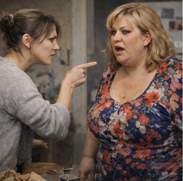 — Выйди немедленно! Поставила на место золовку