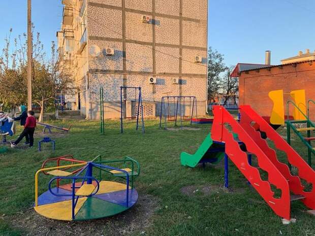 Пять детских площадок появятся в Адыгейске за счет средств муниципалитета