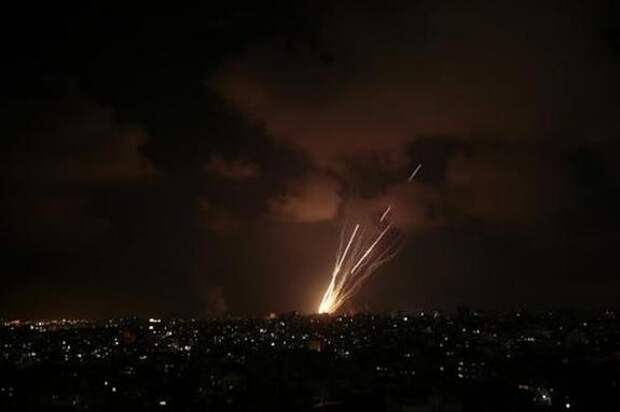 AFP: Израиль нанес интенсивные авиаудары по городу Рафах
