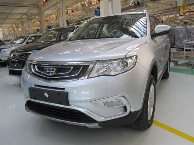 Кроссовер Geely Atlas подорожал на 20 тысяч рублей