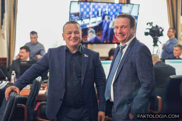 Арбитраж ХМАО взыскал с депутатов Айсина и Гужвы и турецкого бизнесмена убытки по делу о банкротстве сургутской стройкомпании