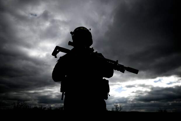 Российский рядовой несколько часов вел разведку в тылу ВСУ и остался незамеченным