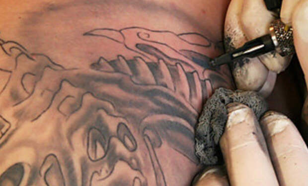 Татуировки, которые принесут их обладателям проблемы 