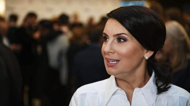 Телеведущая Стриженова рассказала о последней встрече с Олейниковым