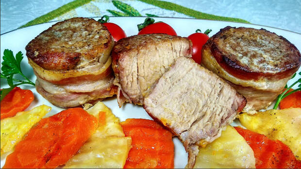 Медальоны в беконе с овощами Медальон, Мясо, Вкусно, Видео, Длиннопост, Рецепт, Еда, Свинина