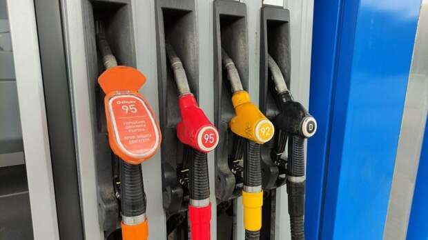 Заправка в Барнауле / Фото: amic.ru