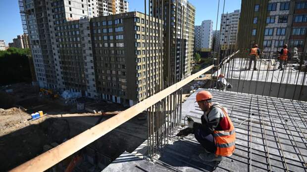 В Москве работают 49 центров для помощи участникам программы реновации
