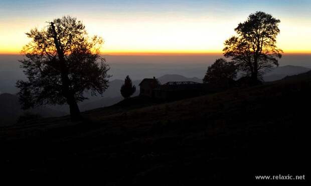 october_004 october_004