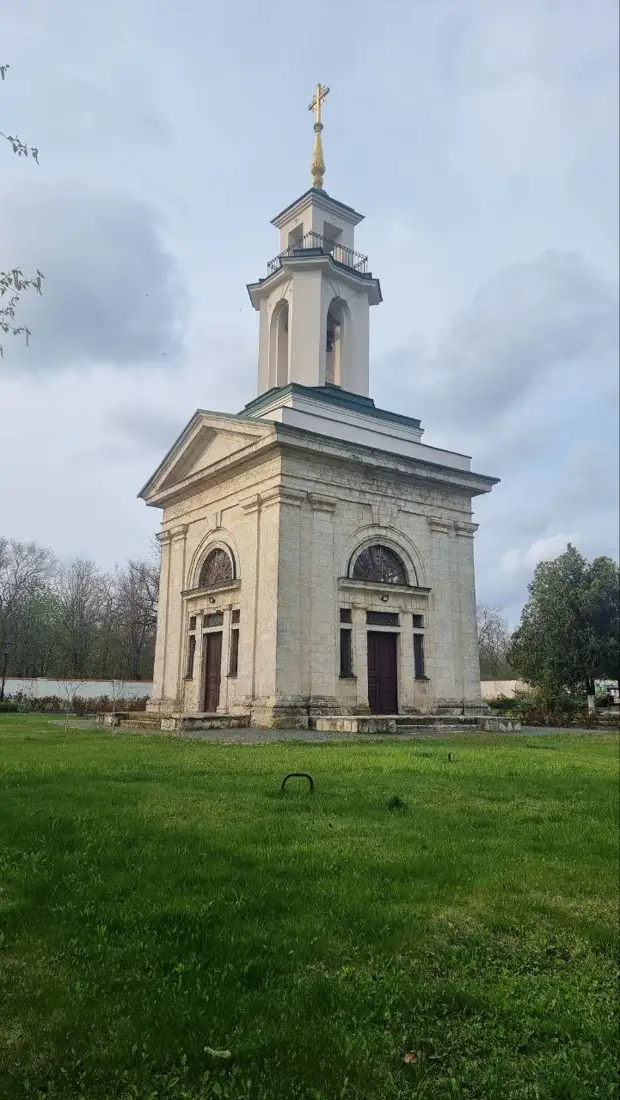 Херсон мне напоминает Одессу. Только застывшую в истории лет сто назад