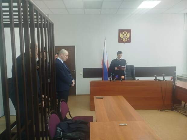 Экс-главу владимирского Минздрава Валерия Янина приговорили к 5 годам колонии