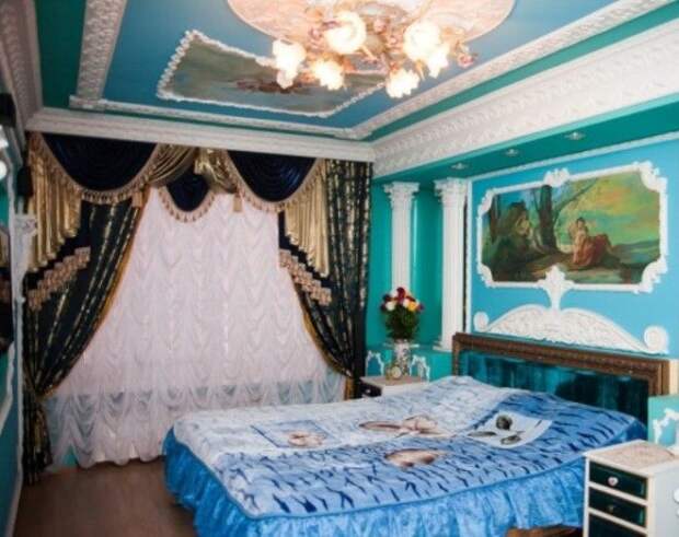 Синяя спальня: ламбрекены, колонны и роспись на стенах. Синяя спальня ламбрекены колонны и роспись на стенах