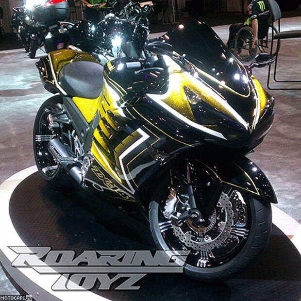 2012 Kawasaki ZZR1400 – первый тюнинг-байк от Roaring Toyz
