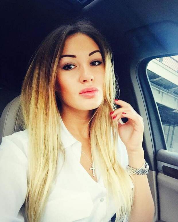 Дочь Александра Серова скрывала, за кого недавно вышла замуж. Но в Сети рассекретили ее избранника. Фото со свадьбы