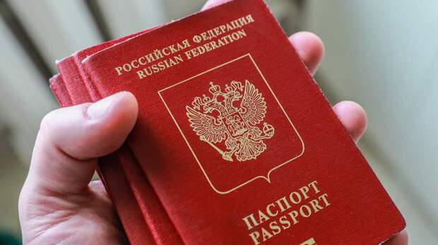 Бумага терпит: какие аферы проворачивают с поддельными паспортами